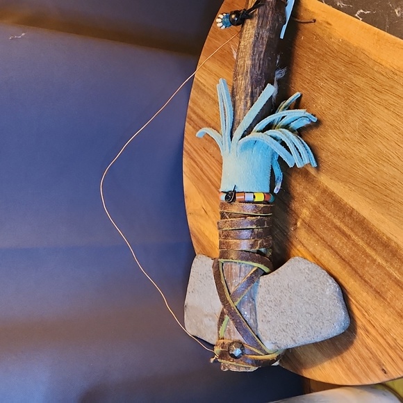 12 in Tomahawk with Wire for Hanging Indoor Decoration  Art HandCrafted - Picture 2 of 7